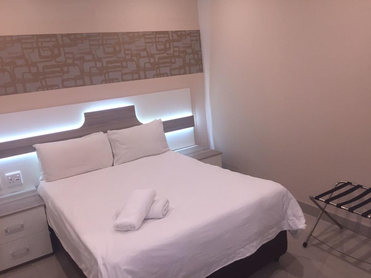 Solrand Hotel ダーバン エクステリア 写真