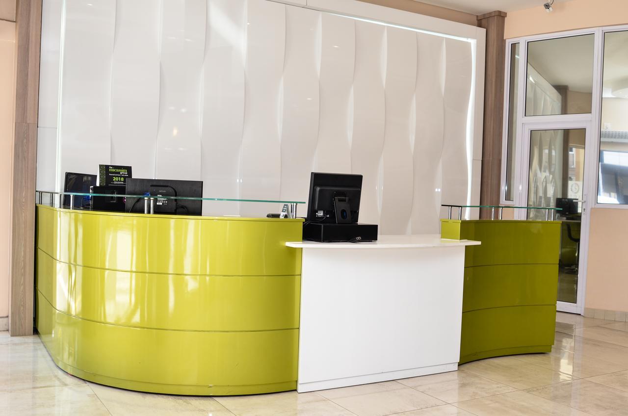 Solrand Hotel ダーバン エクステリア 写真